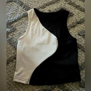 Trendy color block crop tank top